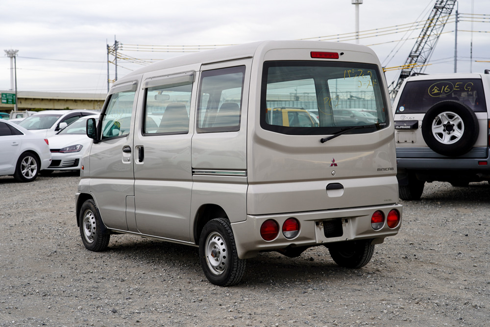 1999 Mitsubishi Minicab 4WD kei van For Sale