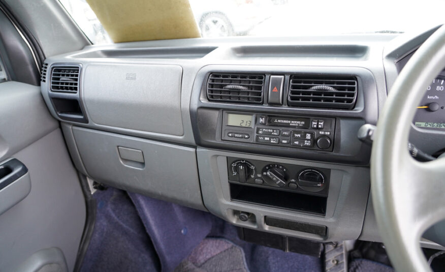 1999 Mitsubishi Town Box Kei Van 4WD