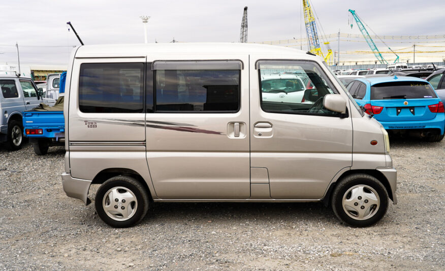 1999 Mitsubishi Town Box Kei Van 4WD