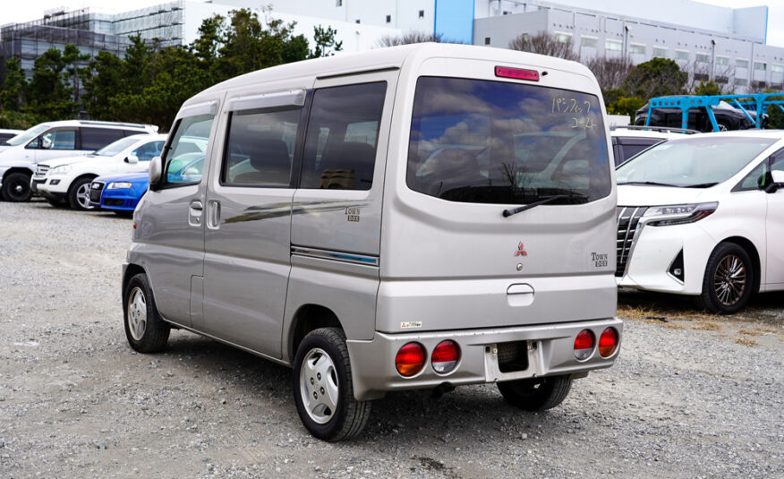 1999 Mitsubishi Town Box Kei Van 4WD