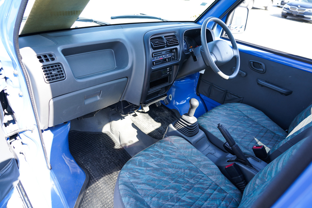 2000 Suzuki Carry