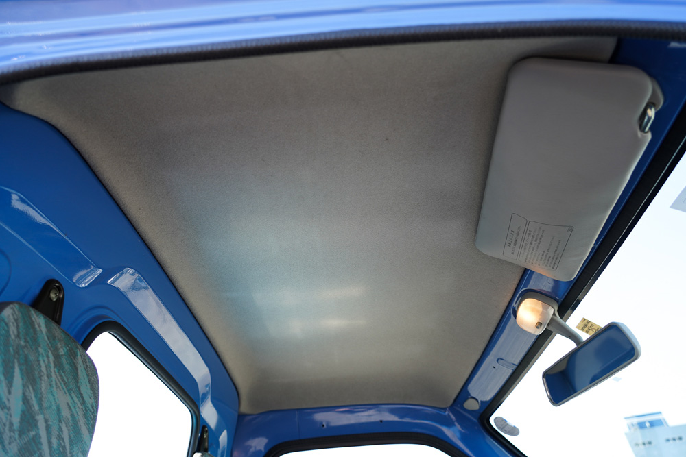 2000 Suzuki Carry