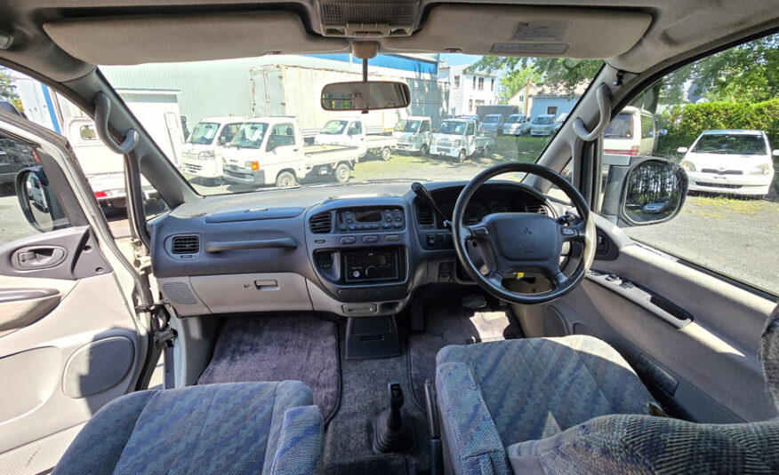 1996 Mitsubishi Delica