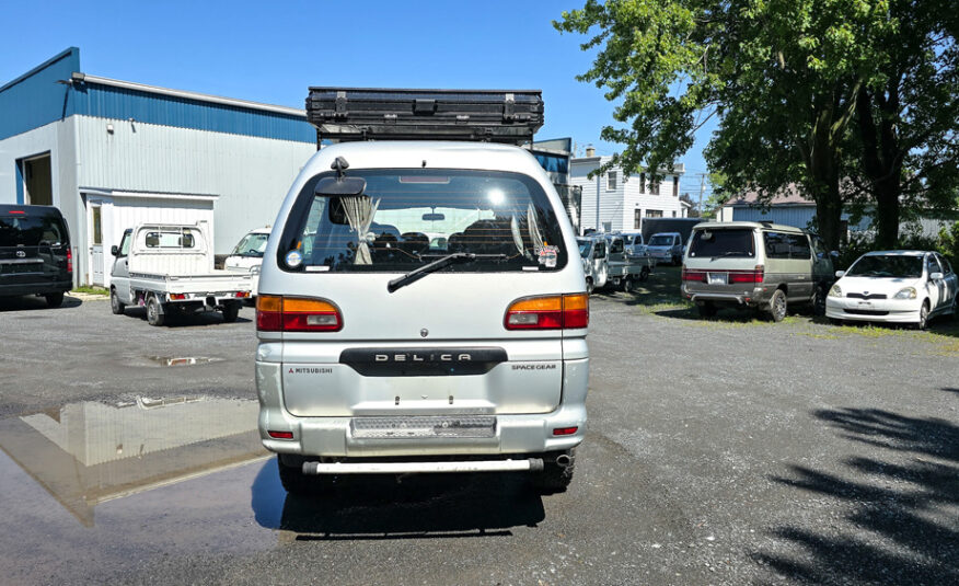 1996 Mitsubishi Delica