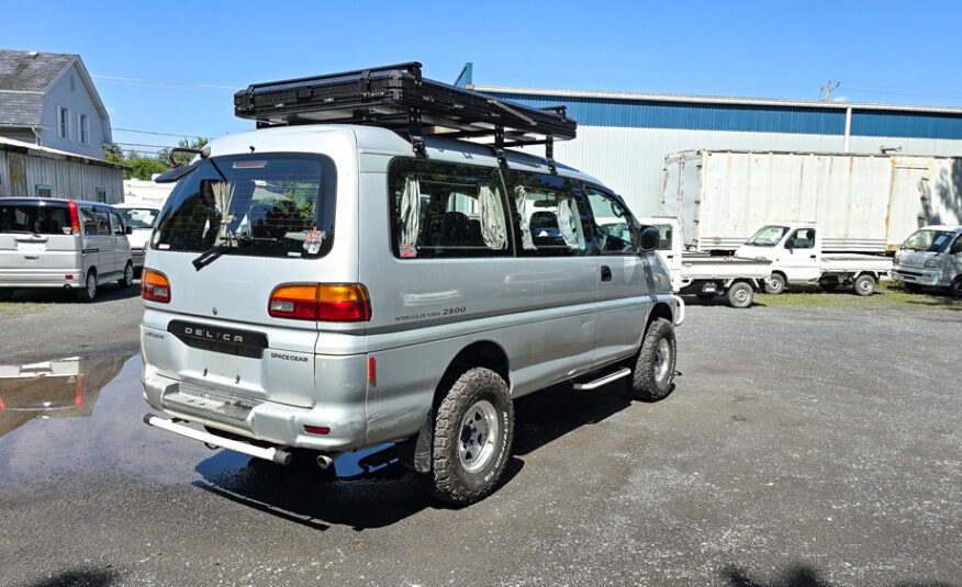 1996 Mitsubishi Delica