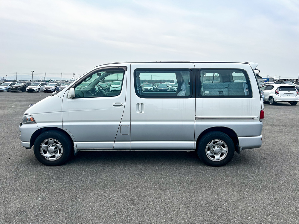1999 Toyota Regius Ace Hiace Van 4x4 À Vendre Québec