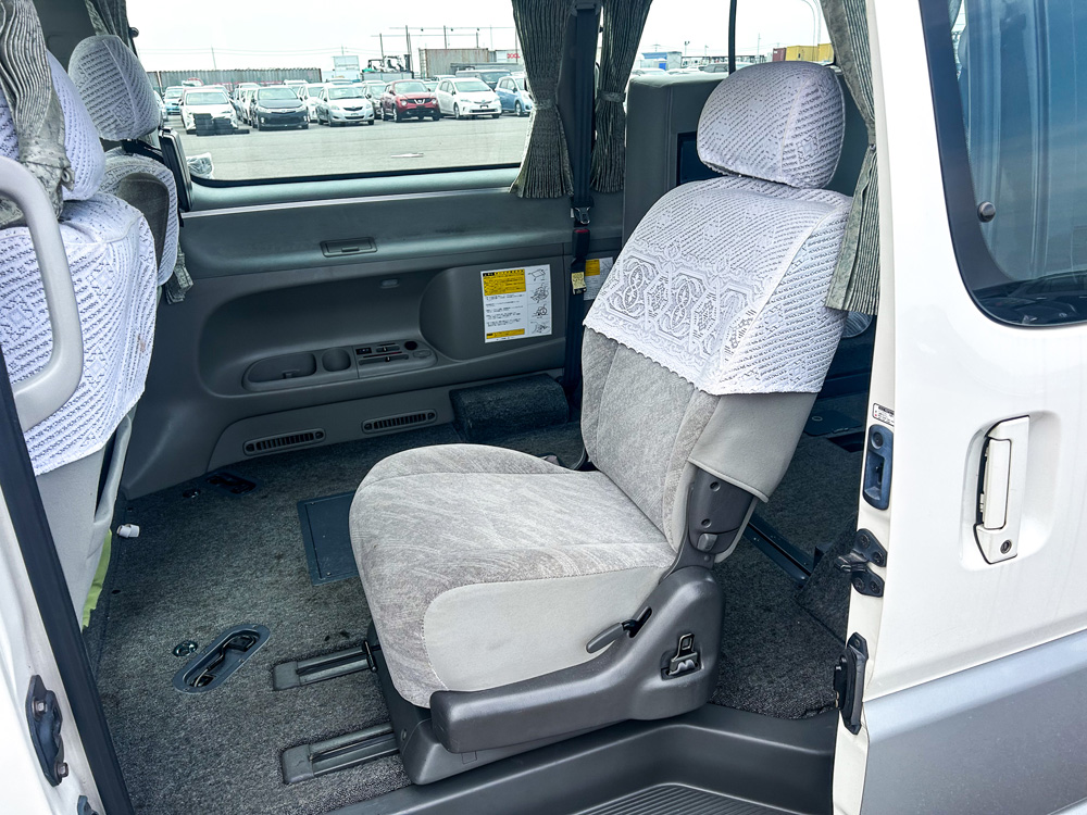 1999 Toyota Regius Ace Hiace Van 4x4 À Vendre Québec