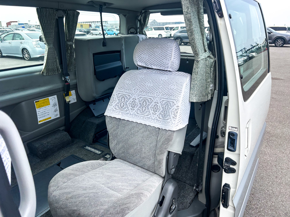 1999 Toyota Regius Ace Hiace Van 4x4 À Vendre Québec