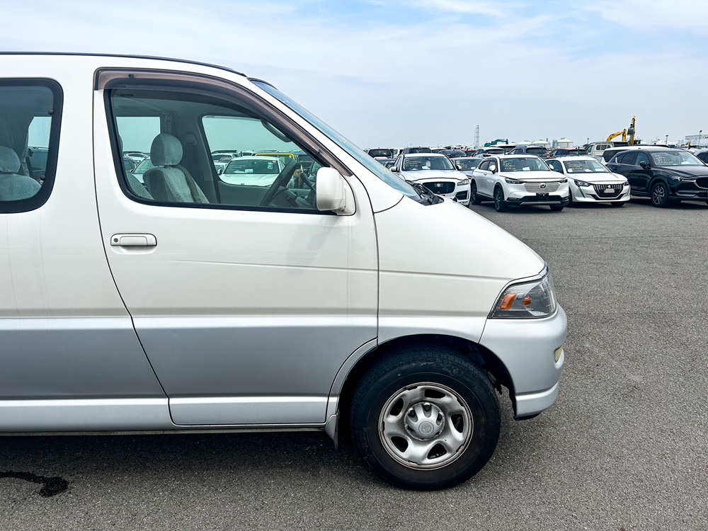 1999 Toyota Regius Ace Hiace Van 4x4 À Vendre Québec