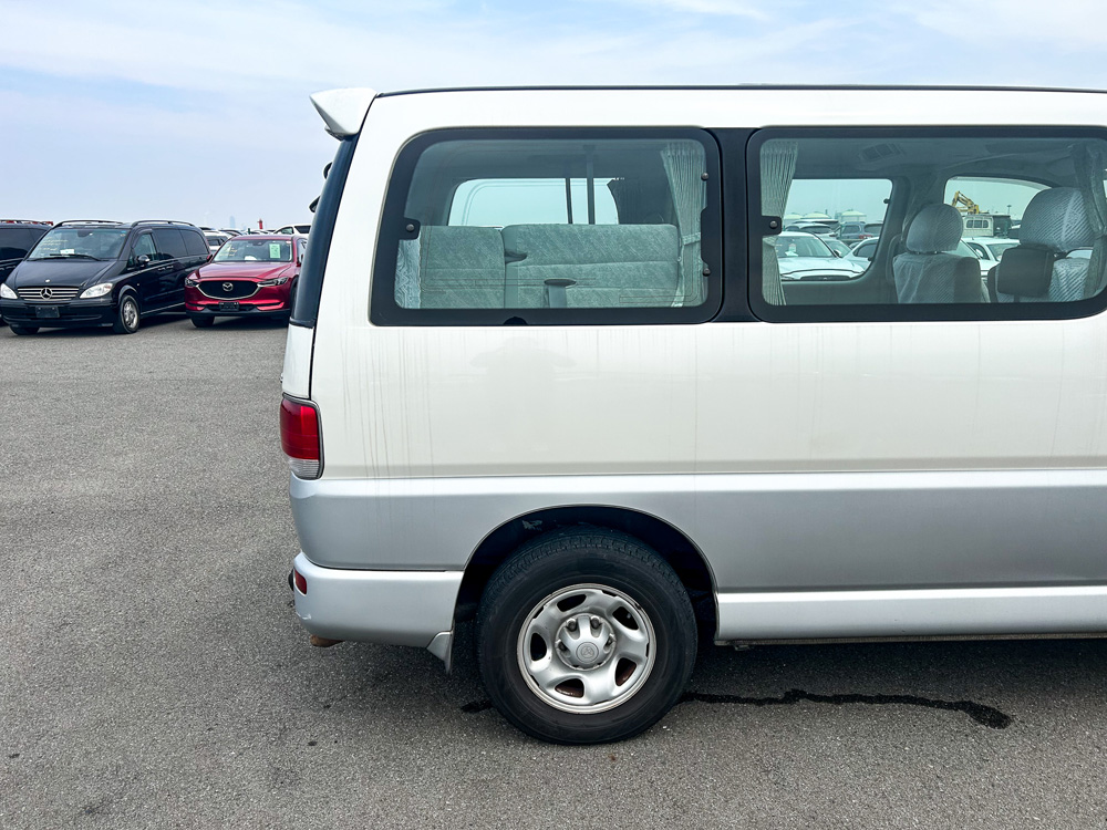 1999 Toyota Regius Ace Hiace Van 4x4 À Vendre Québec