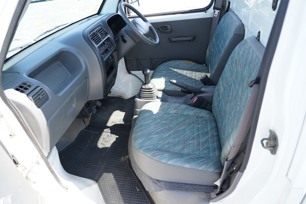 2000 Suzuki Carry