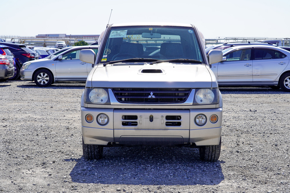 1999 Mitsuibishi Pajero Mini Turbo Kei Truck Quebec