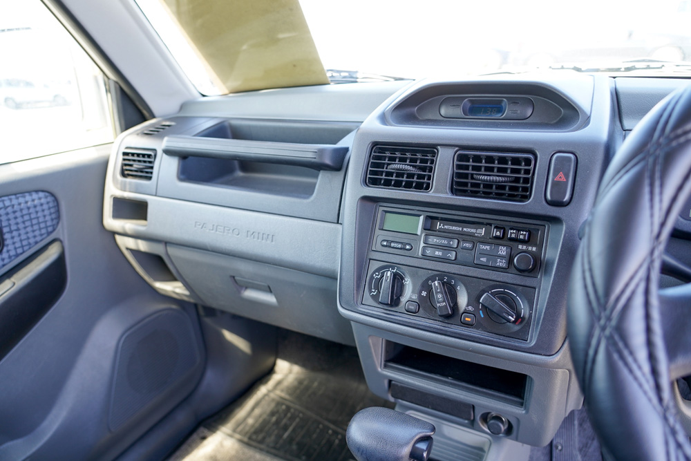 1999 Mitsuibishi Pajero Mini Turbo Kei Truck Quebec