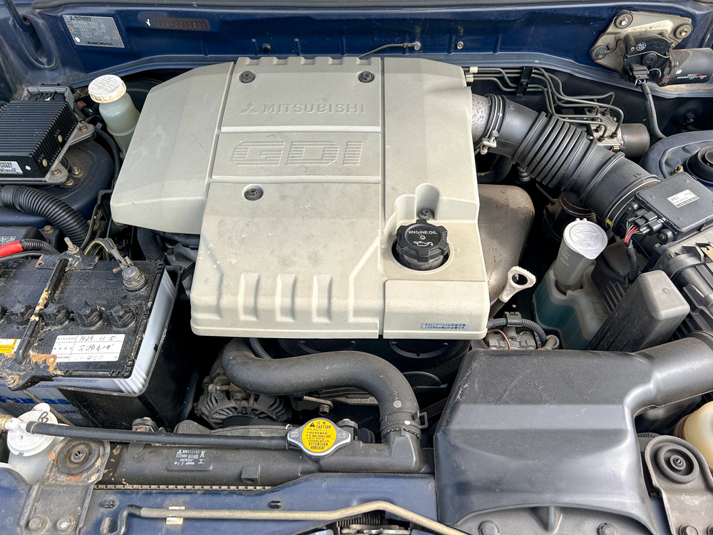 1998 Mitsubishi Pajero IO
