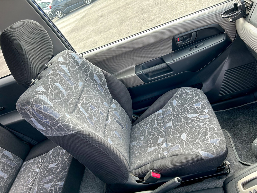 1998 Mitsubishi Pajero IO
