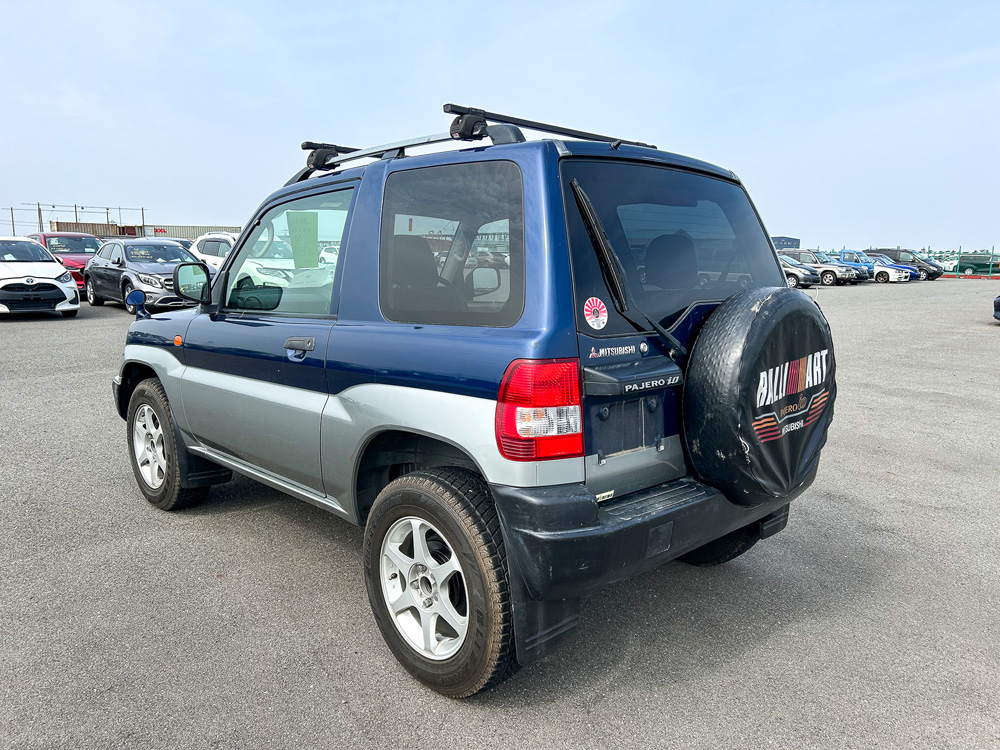 1998 Mitsubishi Pajero IO