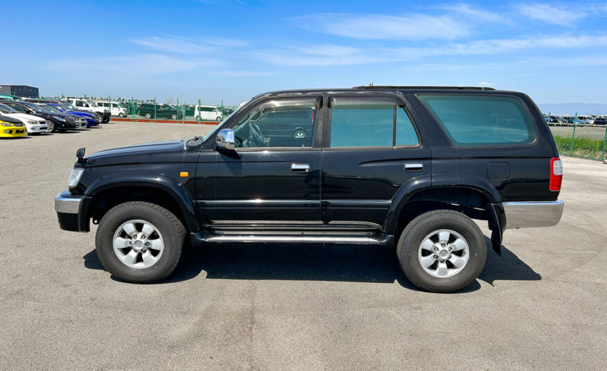 1999 Toyota Hilux Surf Québec