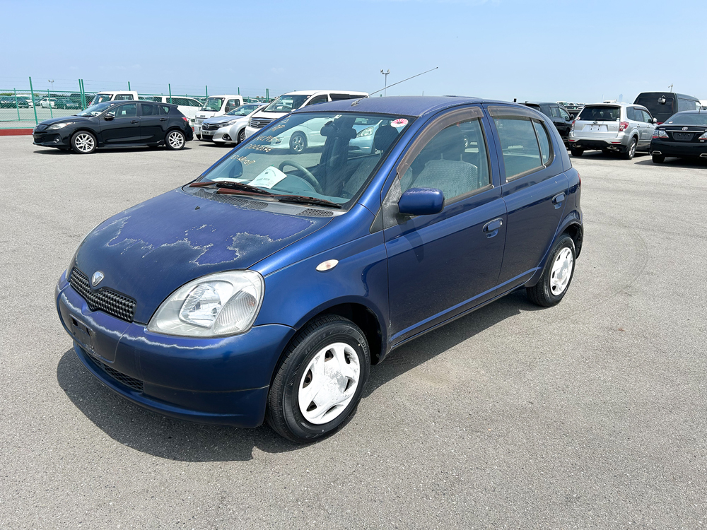 1999 Toyota Vitz 4x4