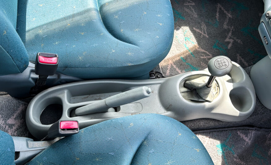 1999 Toyota Vitz