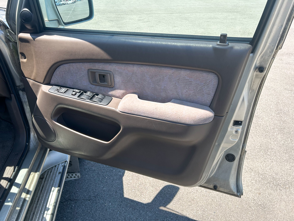 1999 Toyota Hilux Surf