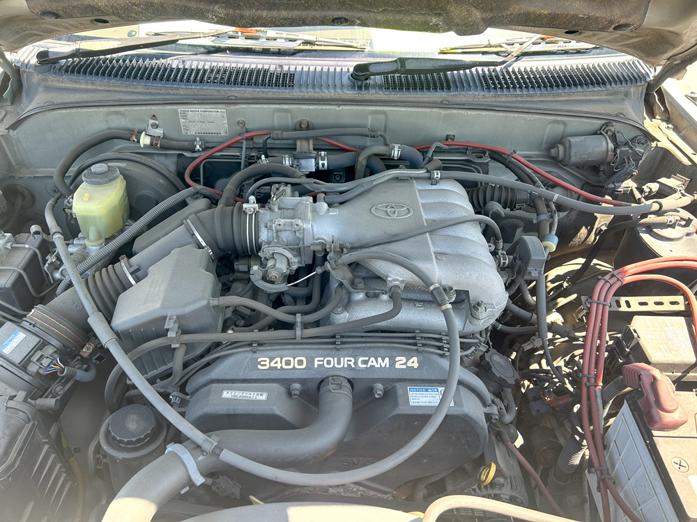 1999 Toyota Hilux Surf