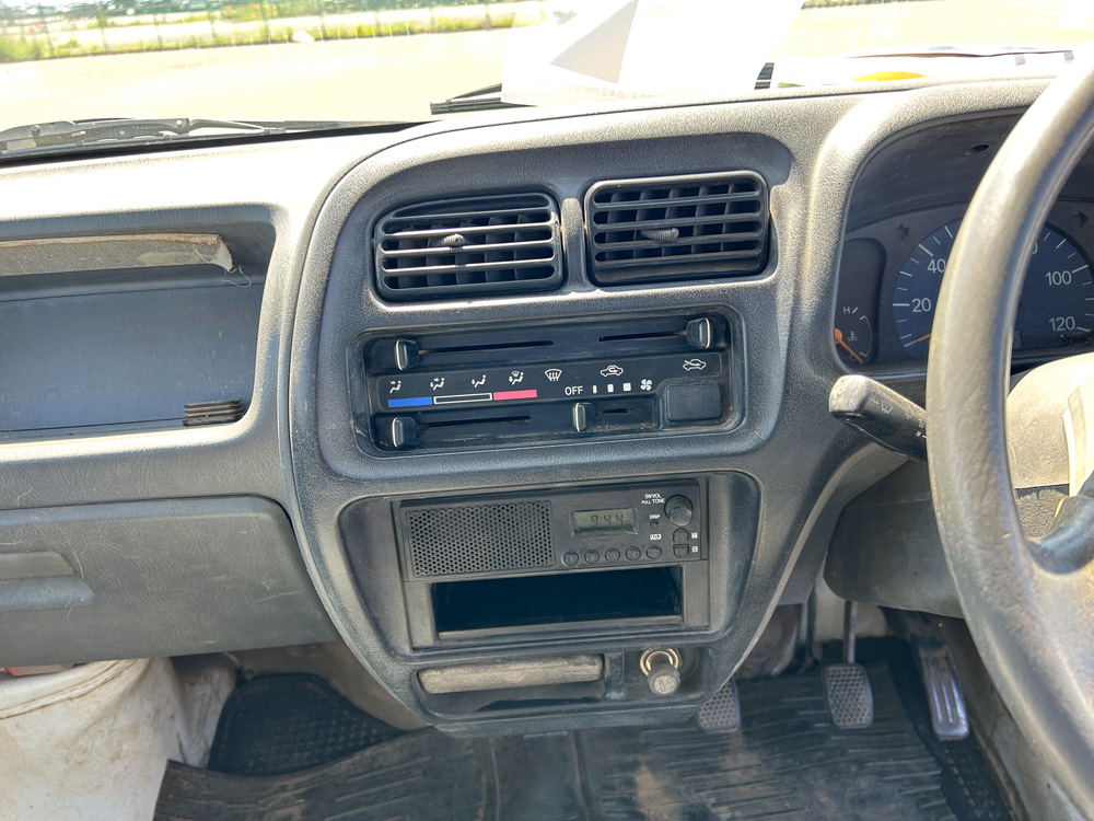 1999 Suzuki Carry Kei Truck imported from Japan