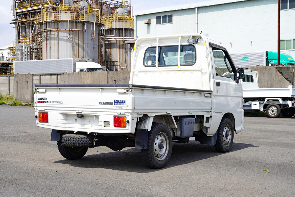 2000 Daihatsu Hijet Kei Truck imported from Japan