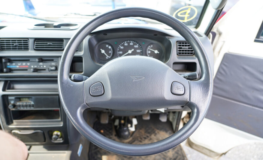 2004 Daihatsu Hijet Kei Truck