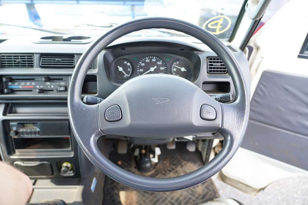 2004 Daihatsu Hijet Kei Truck