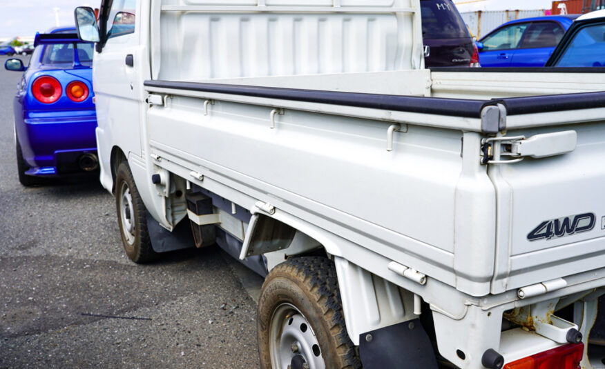 2004 Daihatsu Hijet Kei Truck
