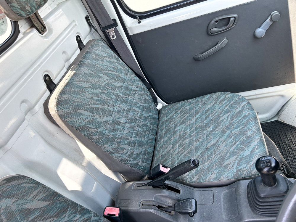 1999 Suzuki Carry, Manuel 5 speed, White 55 950km, Rust Free