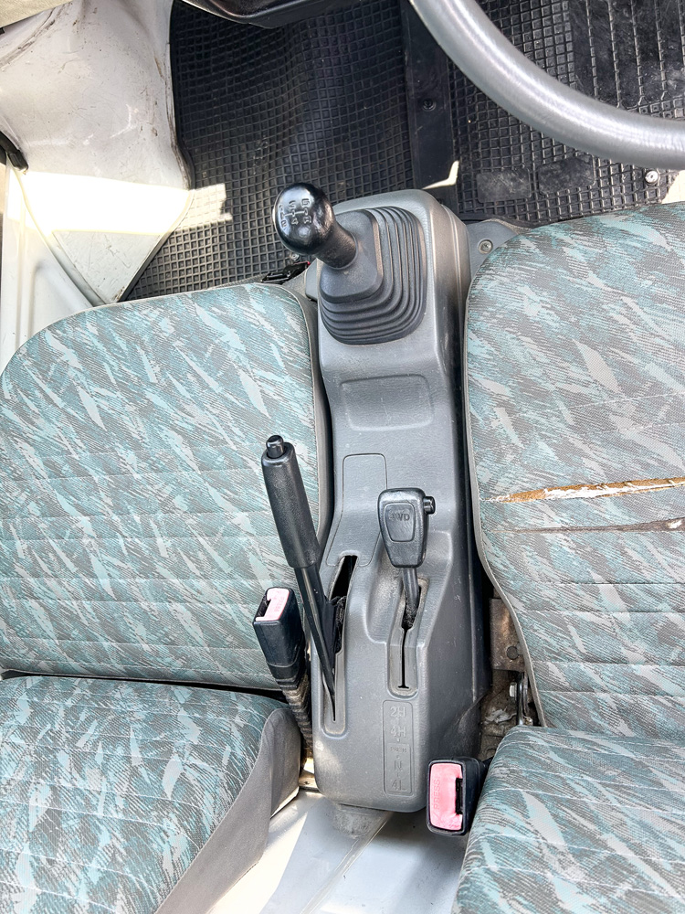 1999 Suzuki Carry, Manuel 5 speed, White 55 950km, Rust Free
