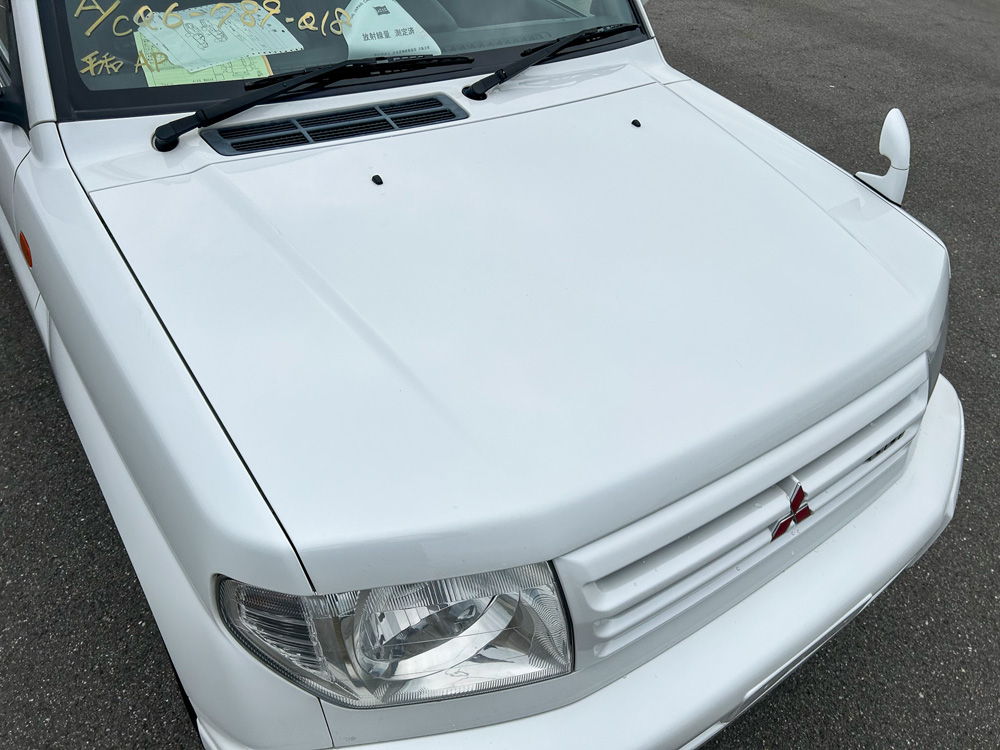 1999 Mitsubishi Pajero IO