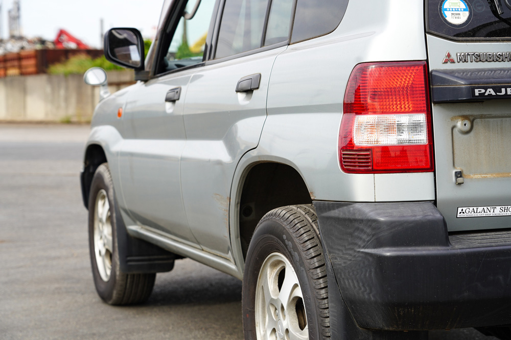 1999 Mitsubishi Pajero IO