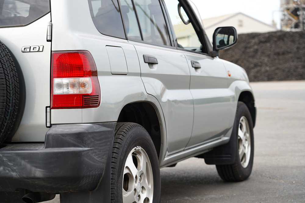 1999 Mitsubishi Pajero IO