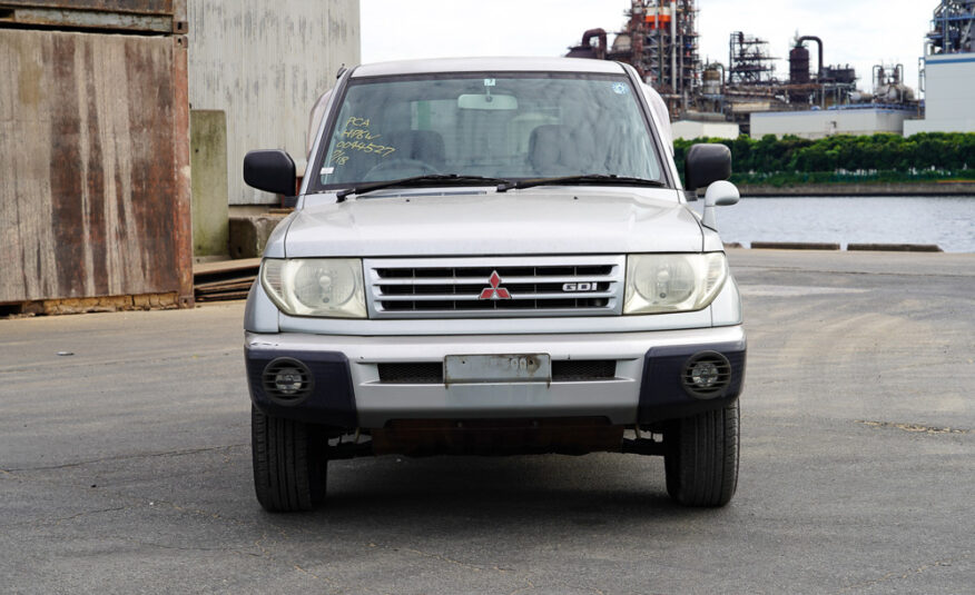 1999 Mitsubishi Pajero IO