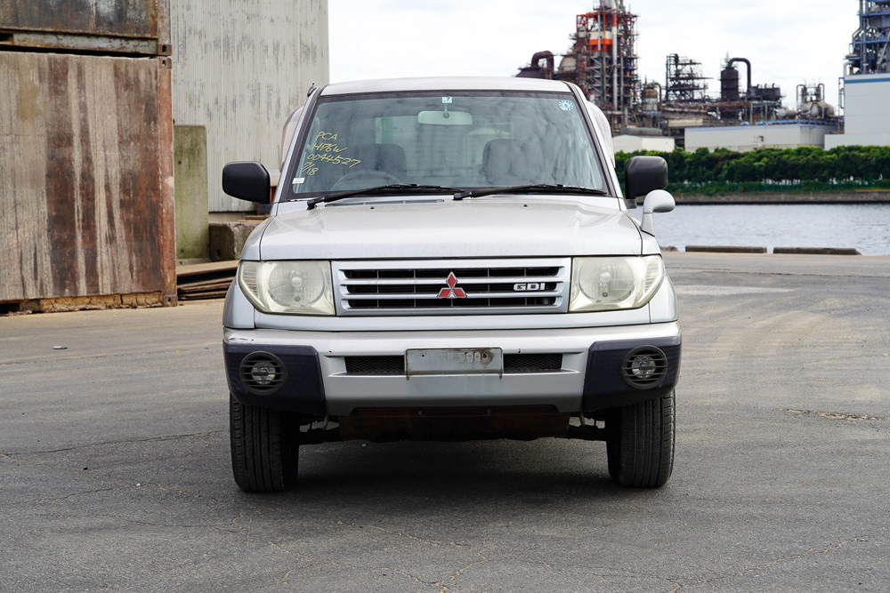 1999 Mitsubishi Pajero IO