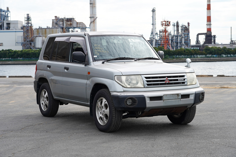 1999 Mitsubishi Pajero IO