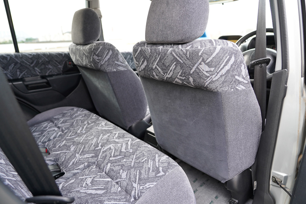 1999 Mitsubishi Pajero IO