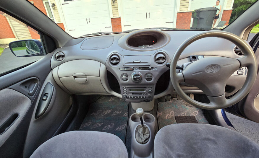 1999 Toyota Platz VVTI (Echo)