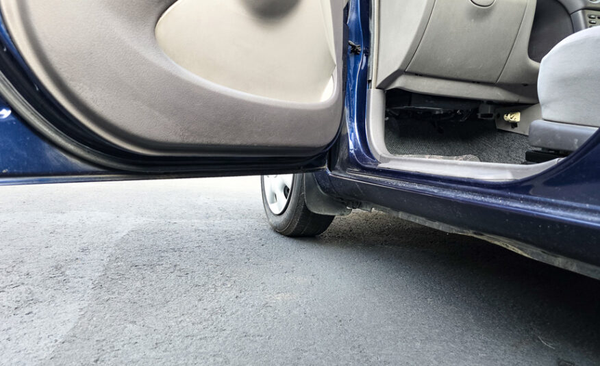 1999 Toyota Platz VVTI (Echo)