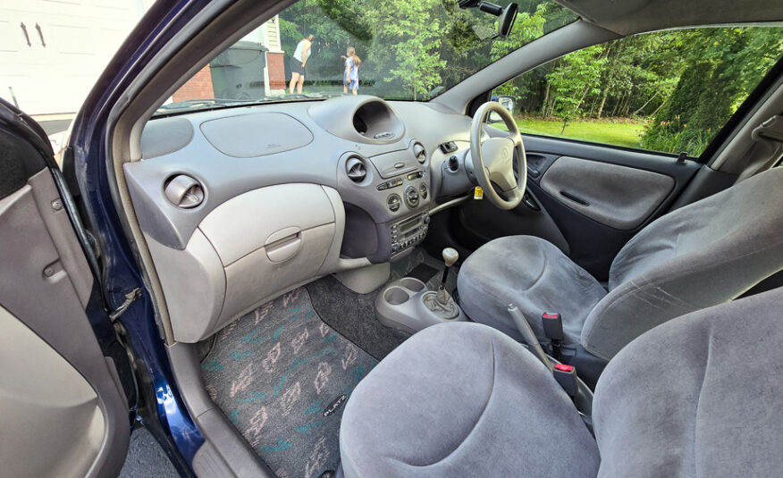 1999 Toyota Platz VVTI (Echo)