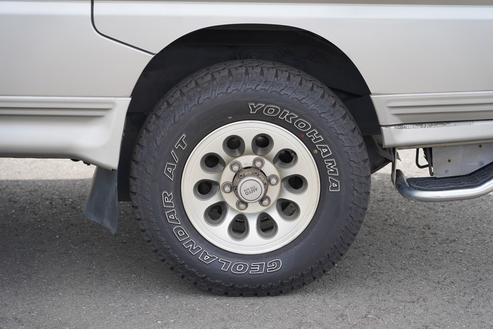1999 Mitsubishi Delica