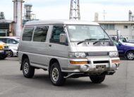 1999 Mitsubishi Delica