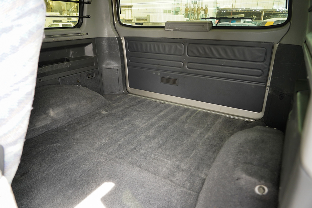 1999 Mitsubishi Delica