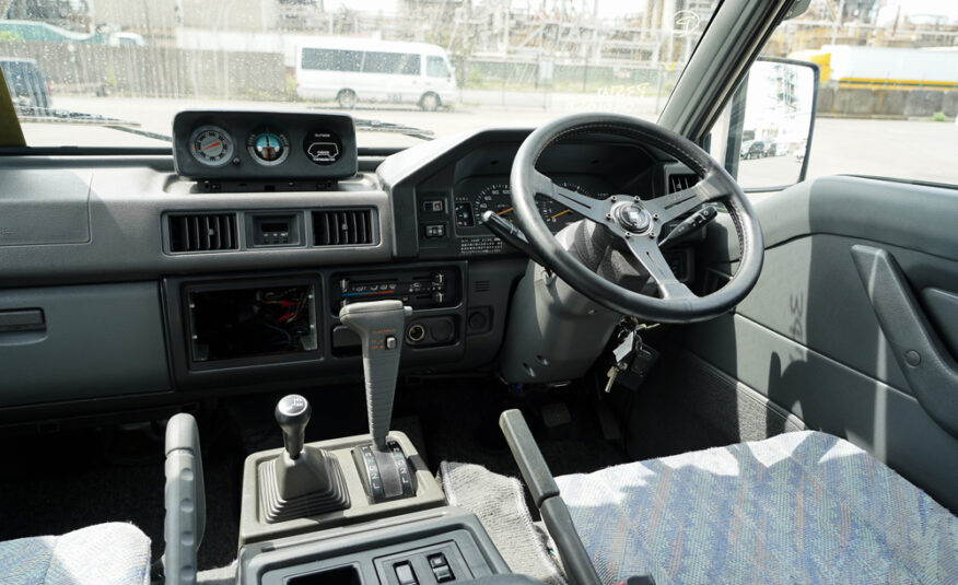 1999 Mitsubishi Delica