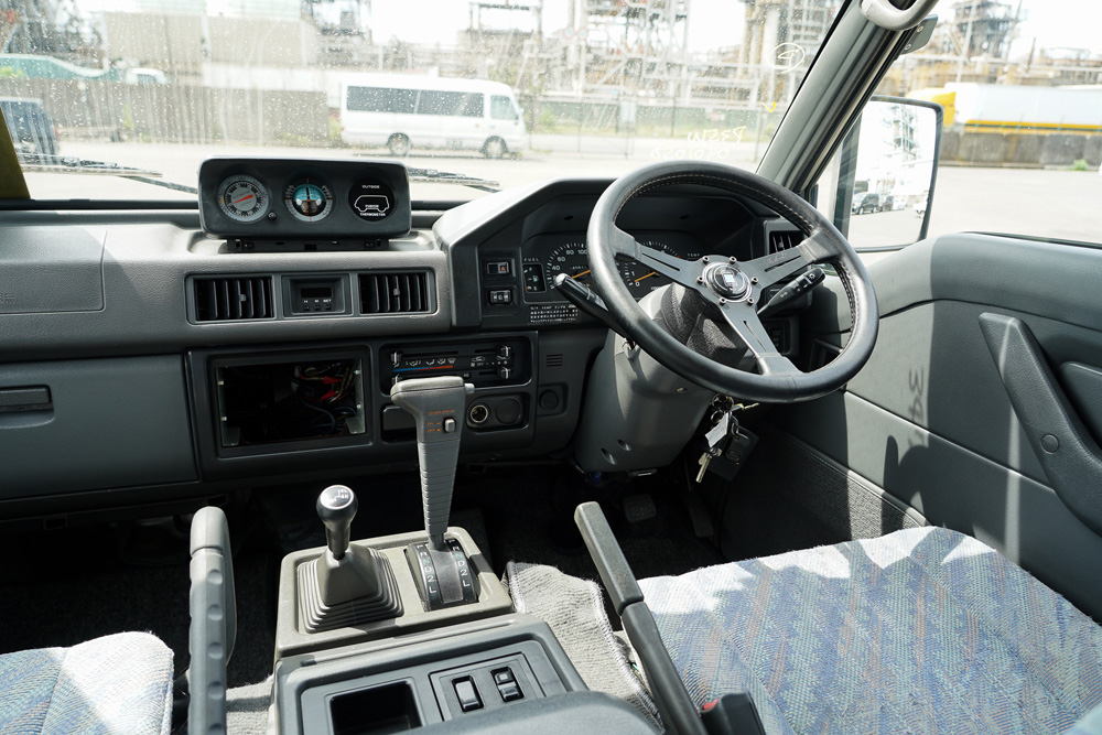 1999 Mitsubishi Delica