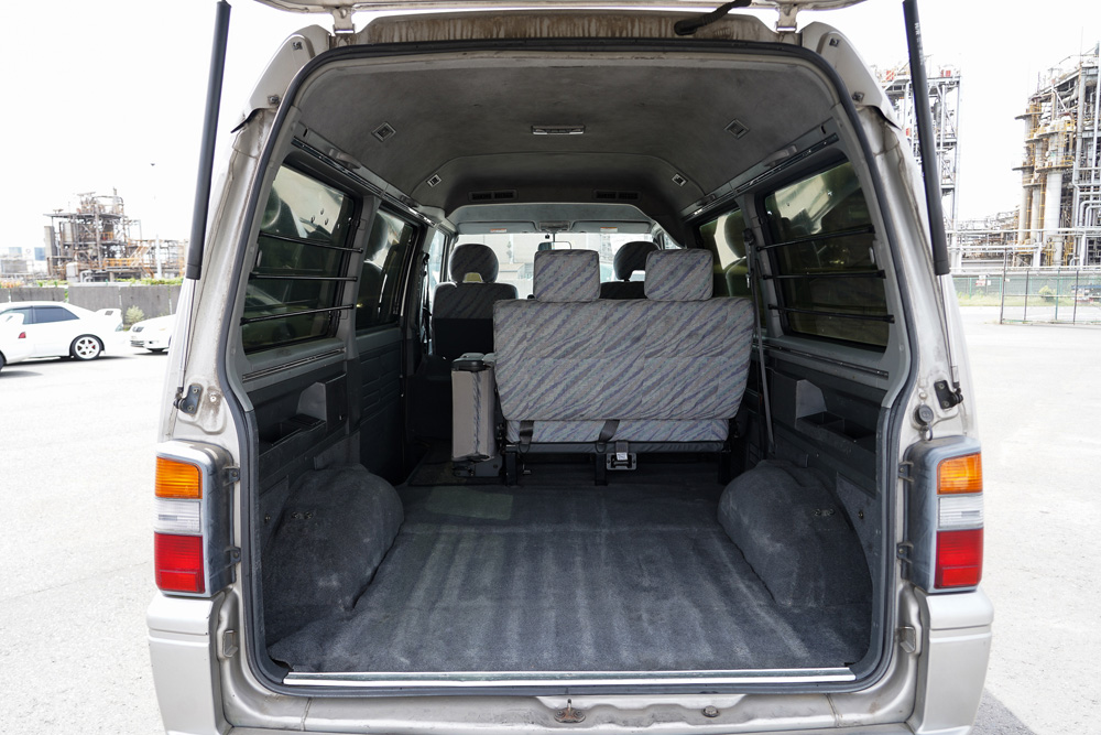 1999 Mitsubishi Delica