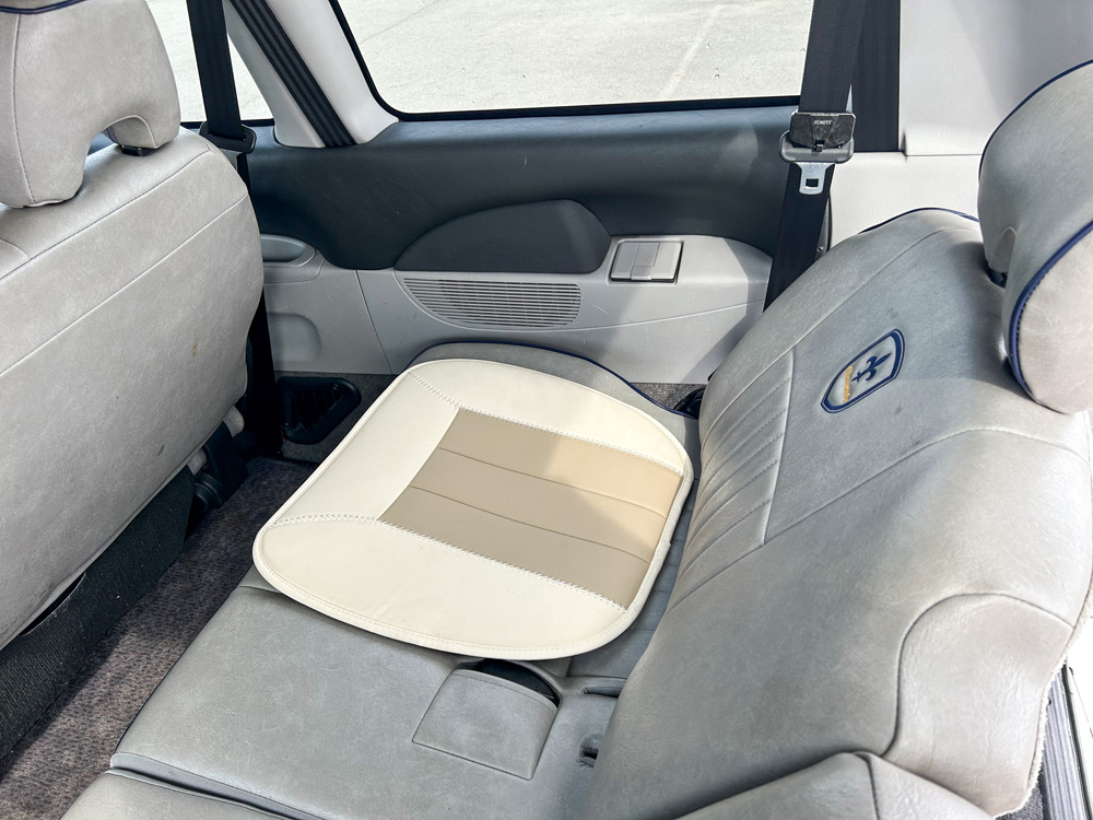 1999 Mitsubishi Delica Chamonix