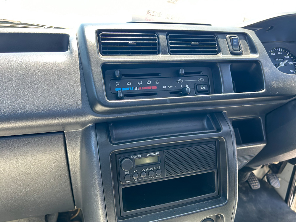 2000 Daihatsu Hijet